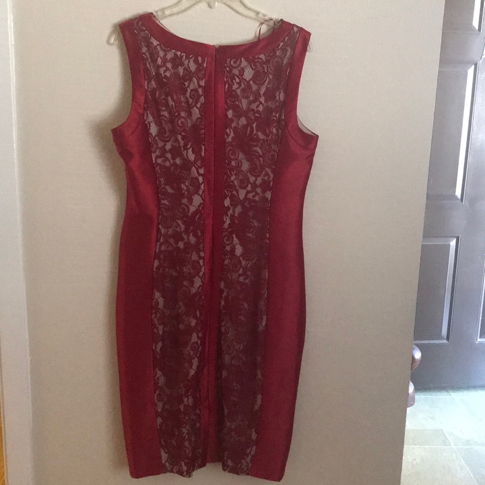 Dress - Picture 2 of 3